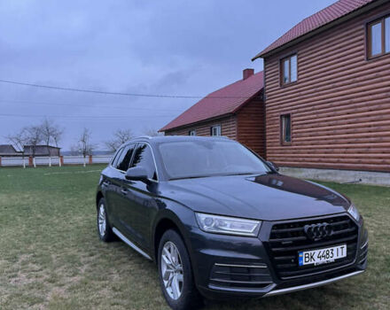 Серый Ауди Ку 5, объемом двигателя 1.98 л и пробегом 170 тыс. км за 24000 $, фото 2 на Automoto.ua