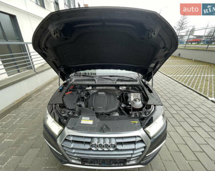 Сірий Ауді Ку 5, об'ємом двигуна 2 л та пробігом 300 тис. км за 21000 $, фото 45 на Automoto.ua