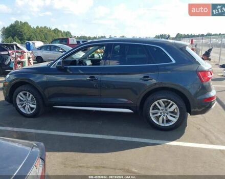 Серый Ауди Ку 5, объемом двигателя 2 л и пробегом 117 тыс. км за 13900 $, фото 11 на Automoto.ua