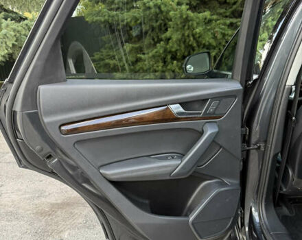 Серый Ауди Ку 5, объемом двигателя 2 л и пробегом 148 тыс. км за 27500 $, фото 31 на Automoto.ua