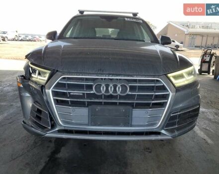 Серый Ауди Ку 5, объемом двигателя 1.98 л и пробегом 86 тыс. км за 7500 $, фото 4 на Automoto.ua