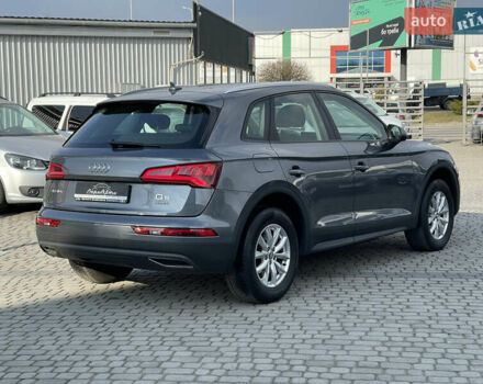 Серый Ауди Ку 5, объемом двигателя 1.97 л и пробегом 204 тыс. км за 28400 $, фото 12 на Automoto.ua