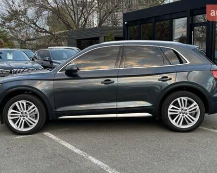 Серый Ауди Ку 5, объемом двигателя 1.98 л и пробегом 52 тыс. км за 28999 $, фото 4 на Automoto.ua