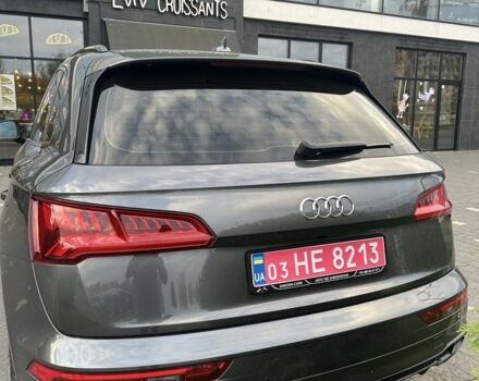 Ауді Ку 5 2019 у Ужгороді на Automoto.ua Сірий Ауді Ку 5, об'ємом двигуна 2 л та пробігом 210 тис. км за 39999 $, фото 4 на Automoto.ua