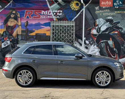 Сірий Ауді Ку 5, об'ємом двигуна 1.99 л та пробігом 104 тис. км за 28000 $, фото 11 на Automoto.ua