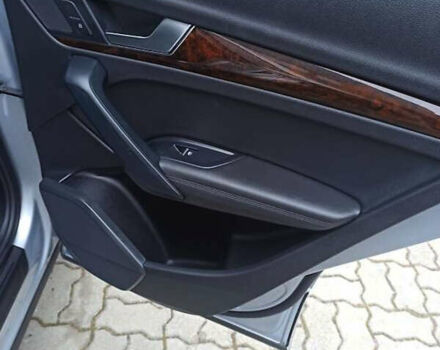 Серый Ауди Ку 5, объемом двигателя 1.98 л и пробегом 68 тыс. км за 31200 $, фото 31 на Automoto.ua