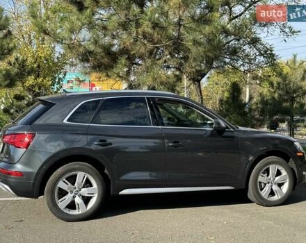 Сірий Ауді Ку 5, об'ємом двигуна 1.98 л та пробігом 63 тис. км за 27900 $, фото 10 на Automoto.ua