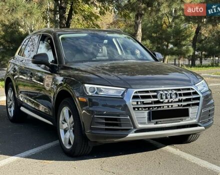 Сірий Ауді Ку 5, об'ємом двигуна 1.98 л та пробігом 63 тис. км за 27900 $, фото 1 на Automoto.ua