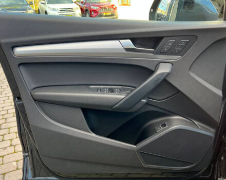 Серый Ауди Ку 5, объемом двигателя 2 л и пробегом 138 тыс. км за 44999 $, фото 6 на Automoto.ua