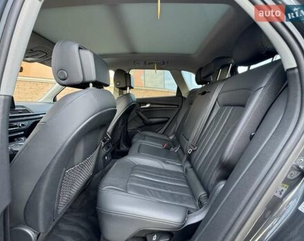 Сірий Ауді Ку 5, об'ємом двигуна 1.98 л та пробігом 63 тис. км за 27900 $, фото 11 на Automoto.ua