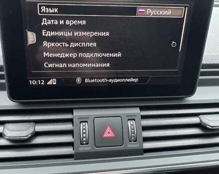 Сірий Ауді Ку 5, об'ємом двигуна 2 л та пробігом 45 тис. км за 37700 $, фото 5 на Automoto.ua