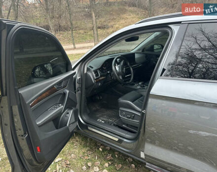 Сірий Ауді Ку 5, об'ємом двигуна 1.98 л та пробігом 119 тис. км за 31900 $, фото 20 на Automoto.ua