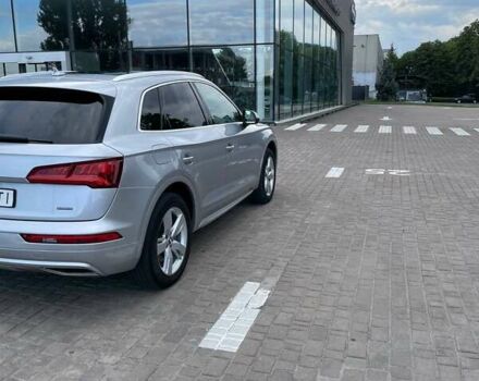 Серый Ауди Ку 5, объемом двигателя 1.98 л и пробегом 61 тыс. км за 32240 $, фото 24 на Automoto.ua