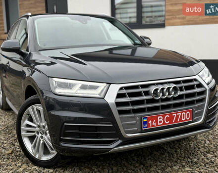 Серый Ауди Ку 5, объемом двигателя 1.98 л и пробегом 100 тыс. км за 25900 $, фото 3 на Automoto.ua