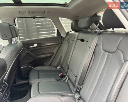 Серый Ауди Ку 5, объемом двигателя 1.98 л и пробегом 100 тыс. км за 25900 $, фото 40 на Automoto.ua