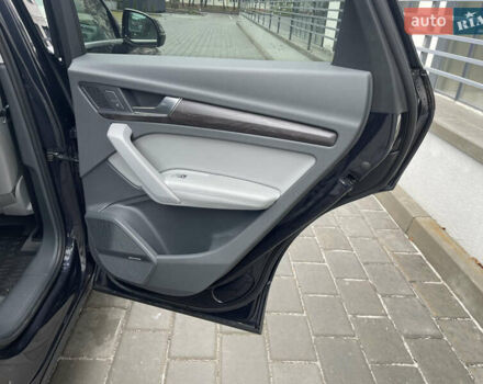 Сірий Ауді Ку 5, об'ємом двигуна 2 л та пробігом 300 тис. км за 21000 $, фото 37 на Automoto.ua