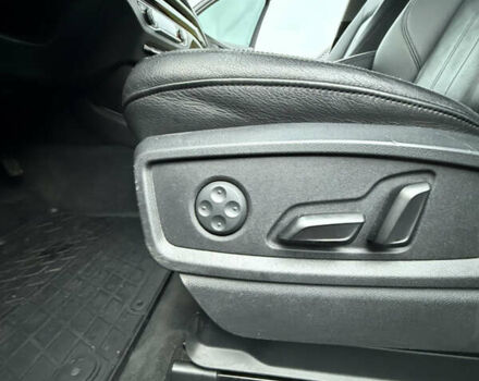 Серый Ауди Ку 5, объемом двигателя 1.98 л и пробегом 170 тыс. км за 24000 $, фото 19 на Automoto.ua