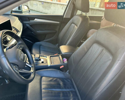 Серый Ауди Ку 5, объемом двигателя 1.97 л и пробегом 85 тыс. км за 38000 $, фото 12 на Automoto.ua