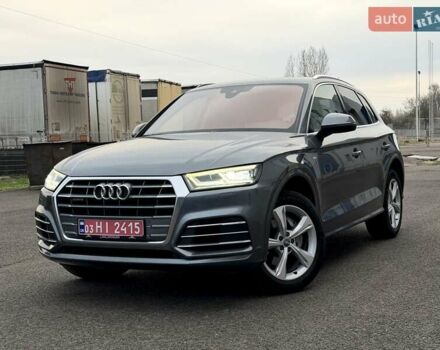 Сірий Ауді Ку 5, об'ємом двигуна 2 л та пробігом 220 тис. км за 29900 $, фото 1 на Automoto.ua