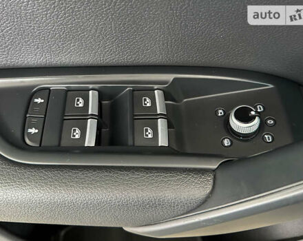 Серый Ауди Ку 5, объемом двигателя 2 л и пробегом 165 тыс. км за 26250 $, фото 21 на Automoto.ua