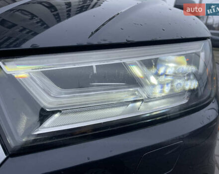 Сірий Ауді Ку 5, об'ємом двигуна 2 л та пробігом 300 тис. км за 19900 $, фото 16 на Automoto.ua