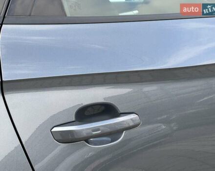 Серый Ауди Ку 5, объемом двигателя 1.97 л и пробегом 204 тыс. км за 28400 $, фото 8 на Automoto.ua