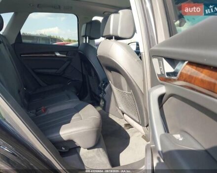 Серый Ауди Ку 5, объемом двигателя 2 л и пробегом 117 тыс. км за 13900 $, фото 7 на Automoto.ua