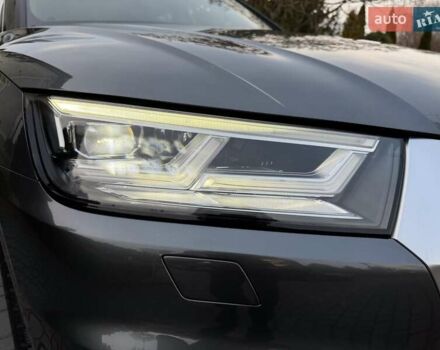 Серый Ауди Ку 5, объемом двигателя 2.97 л и пробегом 71 тыс. км за 53500 $, фото 120 на Automoto.ua