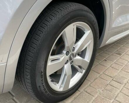 Серый Ауди Ку 5, объемом двигателя 1.98 л и пробегом 61 тыс. км за 32240 $, фото 7 на Automoto.ua