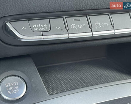 Серый Ауди Ку 5, объемом двигателя 1.97 л и пробегом 204 тыс. км за 28400 $, фото 26 на Automoto.ua