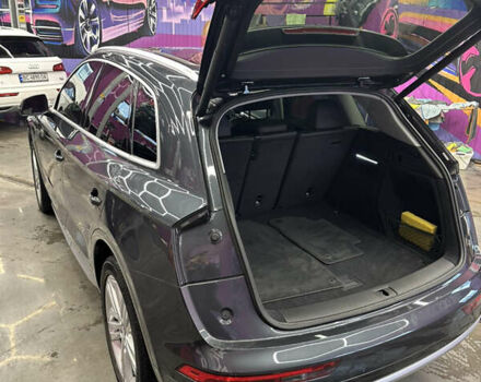 Сірий Ауді Ку 5, об'ємом двигуна 1.98 л та пробігом 34 тис. км за 33000 $, фото 37 на Automoto.ua