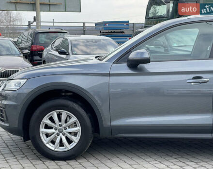 Серый Ауди Ку 5, объемом двигателя 1.97 л и пробегом 204 тыс. км за 28400 $, фото 18 на Automoto.ua