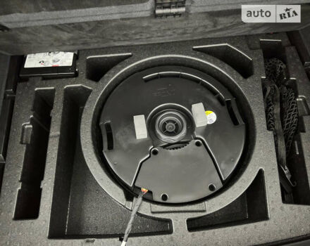 Сірий Ауді Ку 5, об'ємом двигуна 2 л та пробігом 100 тис. км за 43999 $, фото 58 на Automoto.ua
