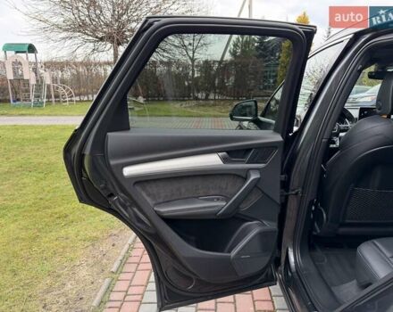 Серый Ауди Ку 5, объемом двигателя 2.97 л и пробегом 71 тыс. км за 53500 $, фото 76 на Automoto.ua