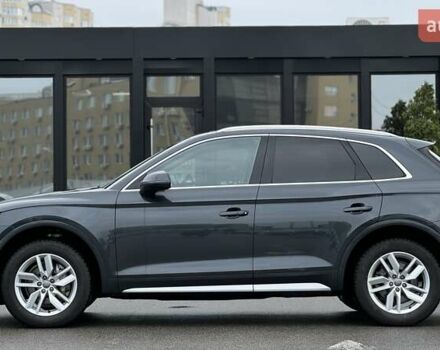 Сірий Ауді Ку 5, об'ємом двигуна 1.98 л та пробігом 78 тис. км за 27500 $, фото 3 на Automoto.ua