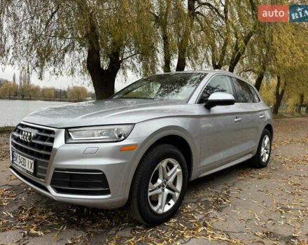 Серый Ауди Ку 5, объемом двигателя 1.98 л и пробегом 112 тыс. км за 25500 $, фото 6 на Automoto.ua