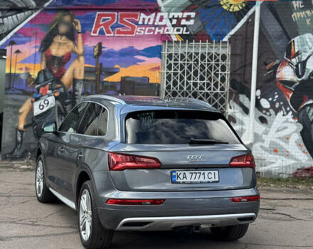 Сірий Ауді Ку 5, об'ємом двигуна 1.99 л та пробігом 104 тис. км за 28000 $, фото 9 на Automoto.ua