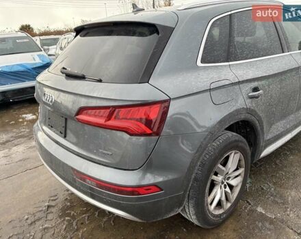 Сірий Ауді Ку 5, об'ємом двигуна 1.98 л та пробігом 81 тис. км за 18500 $, фото 6 на Automoto.ua
