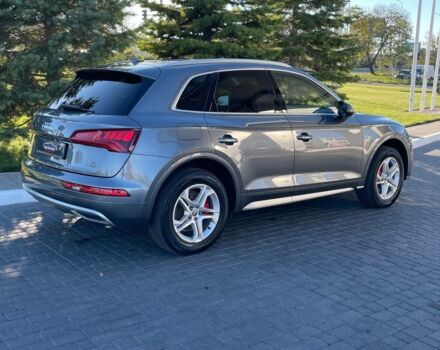 Сірий Ауді Ку 5, об'ємом двигуна 2 л та пробігом 83 тис. км за 26000 $, фото 11 на Automoto.ua