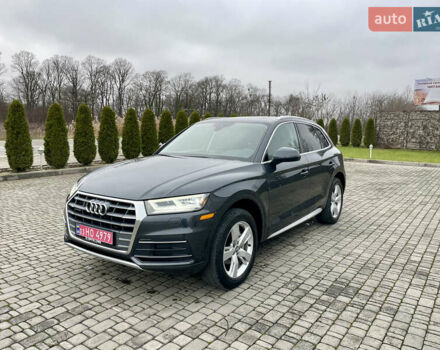 Серый Ауди Ку 5, объемом двигателя 1.98 л и пробегом 189 тыс. км за 23700 $, фото 2 на Automoto.ua