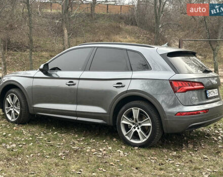 Сірий Ауді Ку 5, об'ємом двигуна 1.98 л та пробігом 119 тис. км за 31900 $, фото 5 на Automoto.ua