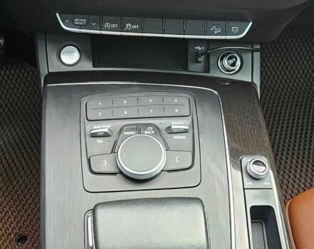 Серый Ауди Ку 5, объемом двигателя 2 л и пробегом 118 тыс. км за 17000 $, фото 5 на Automoto.ua