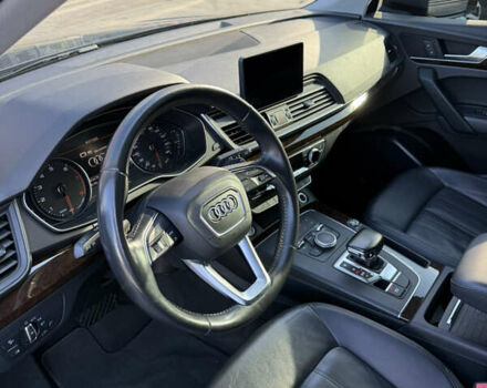 Серый Ауди Ку 5, объемом двигателя 1.98 л и пробегом 168 тыс. км за 23400 $, фото 8 на Automoto.ua