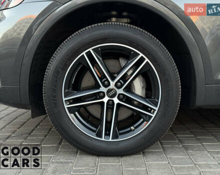 Серый Ауди Ку 5, объемом двигателя 1.98 л и пробегом 30 тыс. км за 52000 $, фото 10 на Automoto.ua