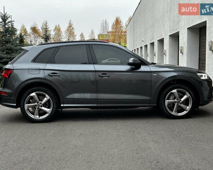 Сірий Ауді Ку 5, об'ємом двигуна 1.98 л та пробігом 98 тис. км за 29950 $, фото 10 на Automoto.ua