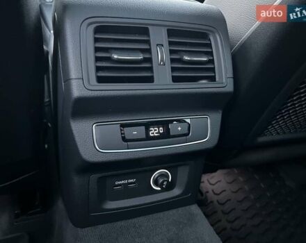 Сірий Ауді Ку 5, об'ємом двигуна 2 л та пробігом 104 тис. км за 26900 $, фото 22 на Automoto.ua