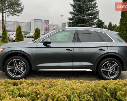 Серый Ауди Ку 5, объемом двигателя 1.98 л и пробегом 73 тыс. км за 37200 $, фото 3 на Automoto.ua