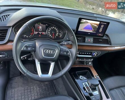 Сірий Ауді Ку 5, об'ємом двигуна 2 л та пробігом 77 тис. км за 28900 $, фото 20 на Automoto.ua