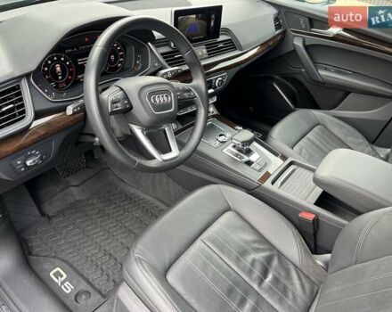 Серый Ауди Ку 5, объемом двигателя 0 л и пробегом 104 тыс. км за 27500 $, фото 21 на Automoto.ua