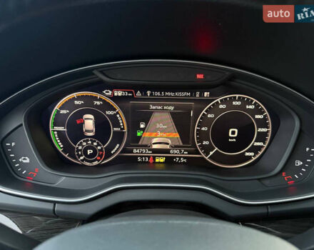 Серый Ауди Ку 5, объемом двигателя 2 л и пробегом 84 тыс. км за 37500 $, фото 17 на Automoto.ua